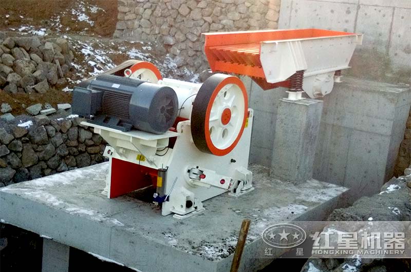 HD86鄂式破碎機