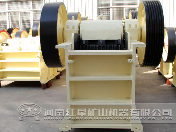 鄂式破碎機