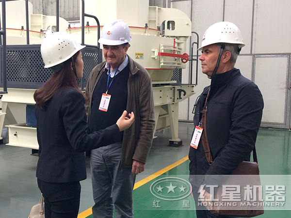 1263型沙礫料制砂（沙）機(jī)用戶(hù)來(lái)廠參觀圖